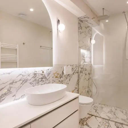Minimal Luxury 1br In Kolonaki By Upstreet *